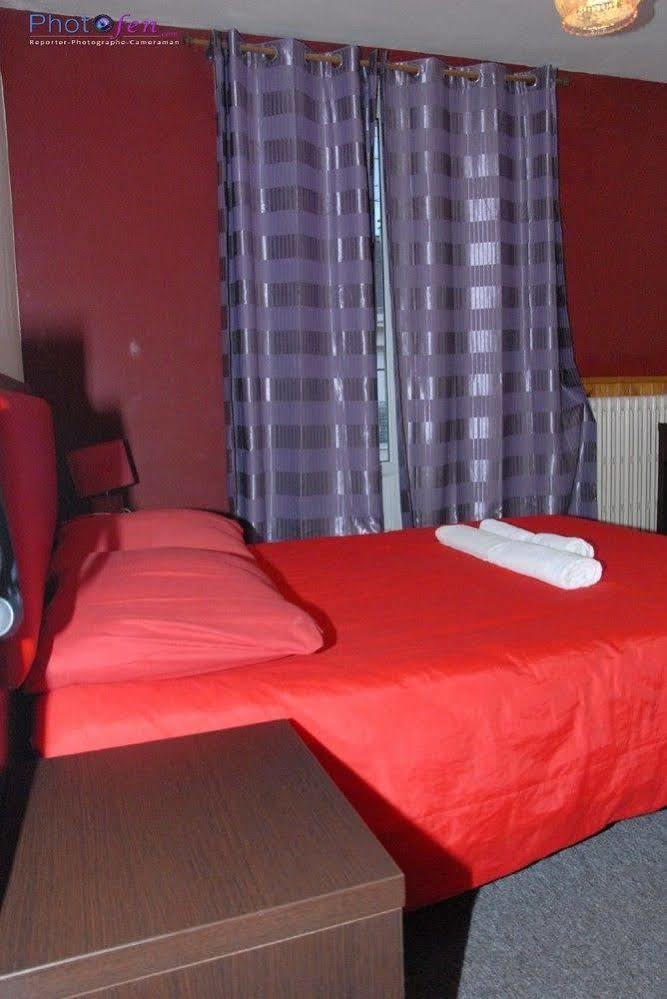 Hotel Les Arcades 2*